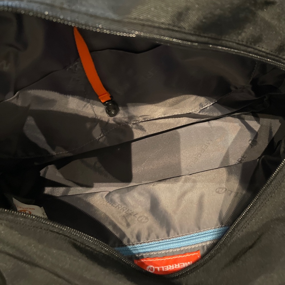 Merrell Duffle Bag - Picture 2 of 2